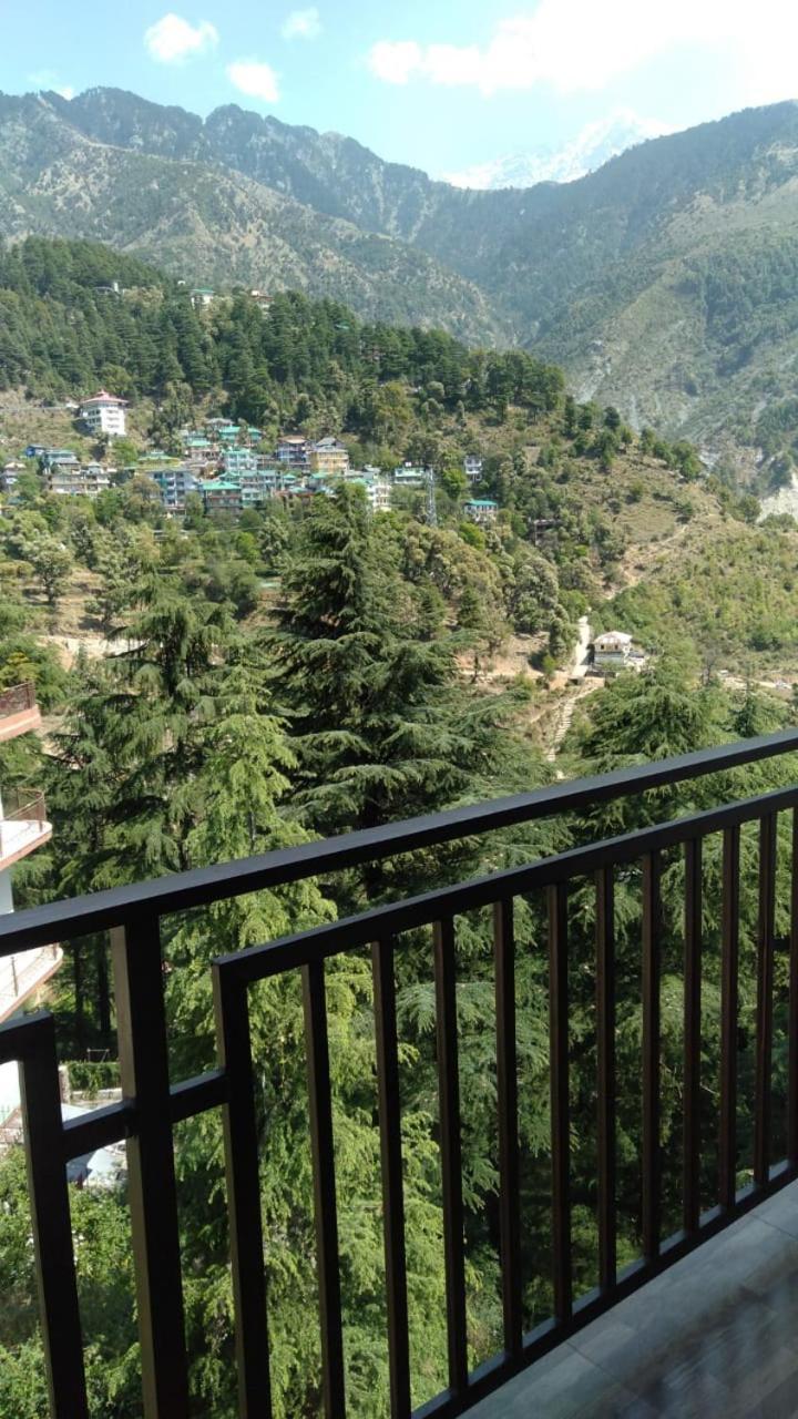 Hotel Holiday Hill, Near Mall Road, Mcleodganj# Parking#Restaurant Dharamshala Exterior foto