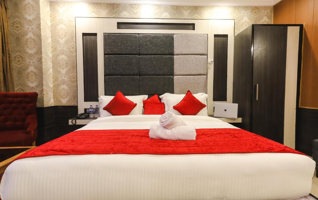 Hotel Holiday Hill, Near Mall Road, Mcleodganj# Parking#Restaurant Dharamshala Exterior foto