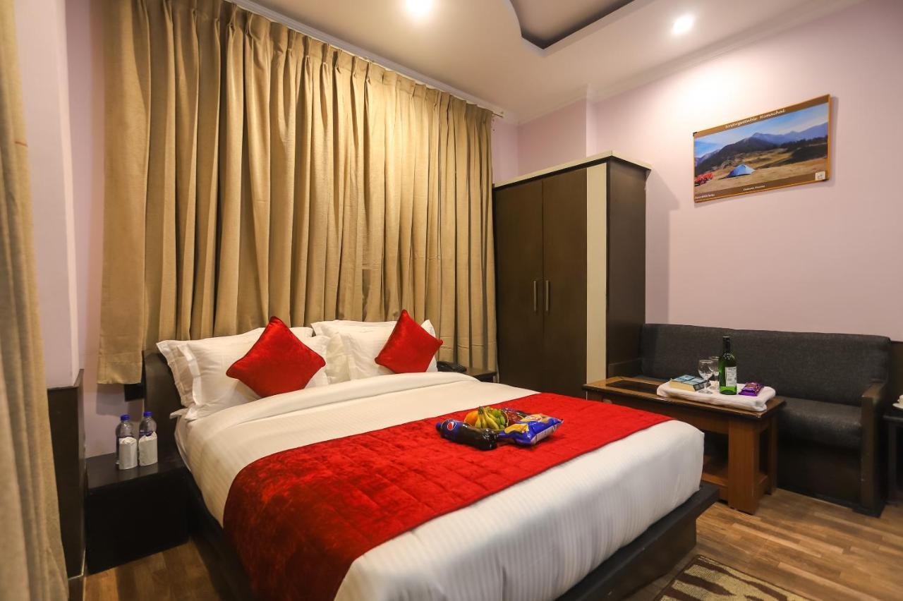 Hotel Holiday Hill, Near Mall Road, Mcleodganj# Parking#Restaurant Dharamshala Exterior foto